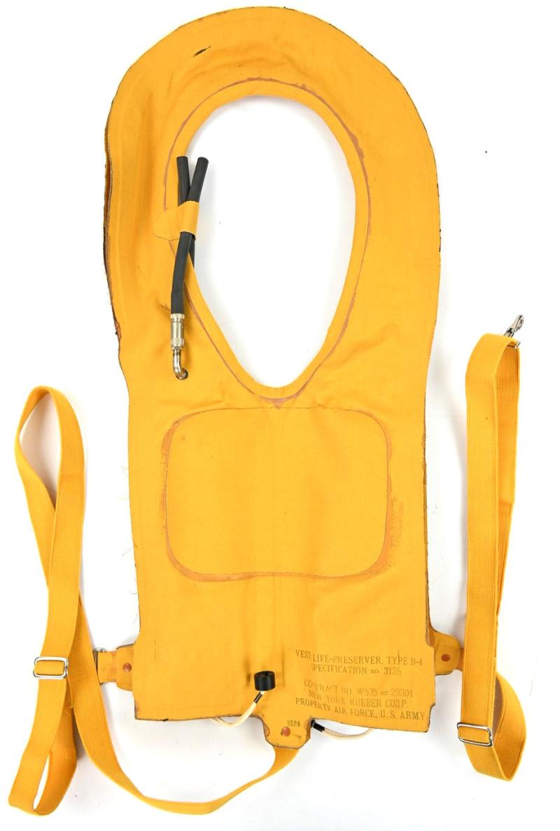 USAAF WW2 B-4 Mea West Life Preserver
