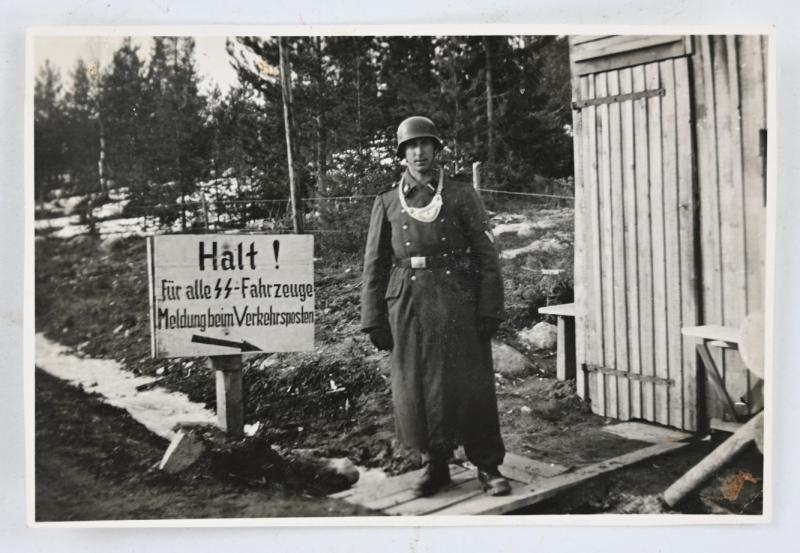 German Waffen-SS Picture 'Feldgendarmerie'