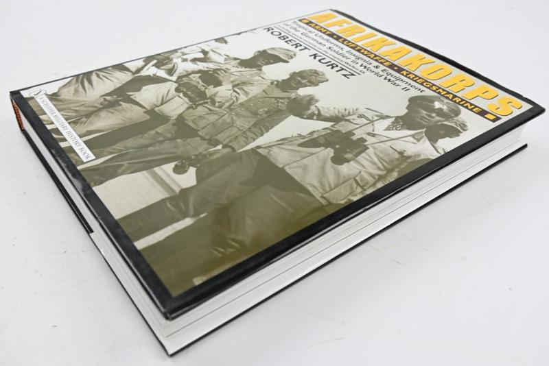 Book German WH Afrika Korps by Robert Kurtz