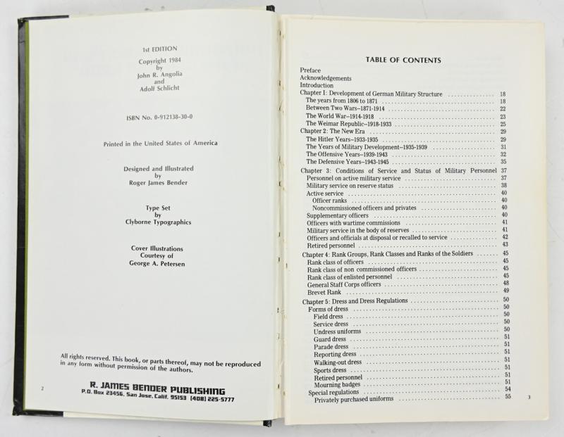 German Collector's Study Book 'Uniforms & traditions of the German Army 1933-1945 Volume 1