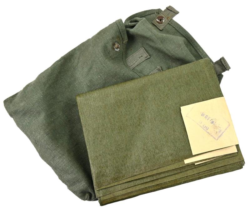 German WH M31 Gascape with Pouch