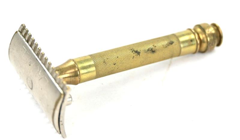 British WW2 Safety Razor