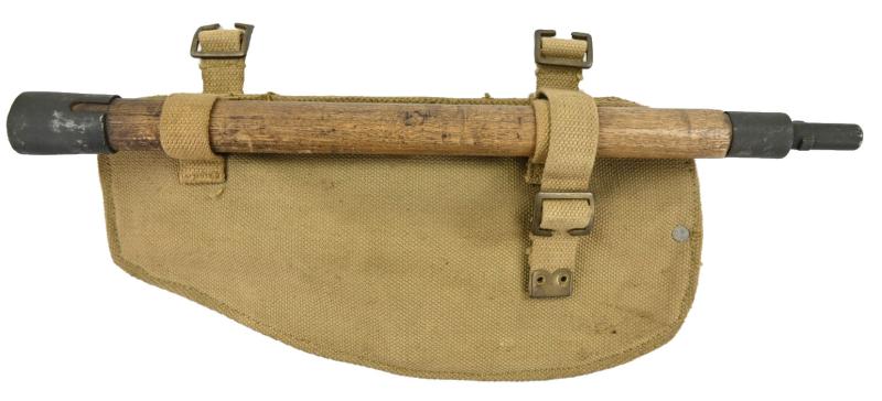 British WW2 Entrenching Tool in Pouch 1941