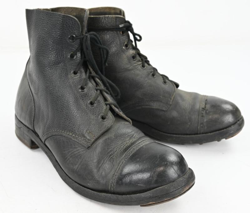 British WW2 Ammo Boots set