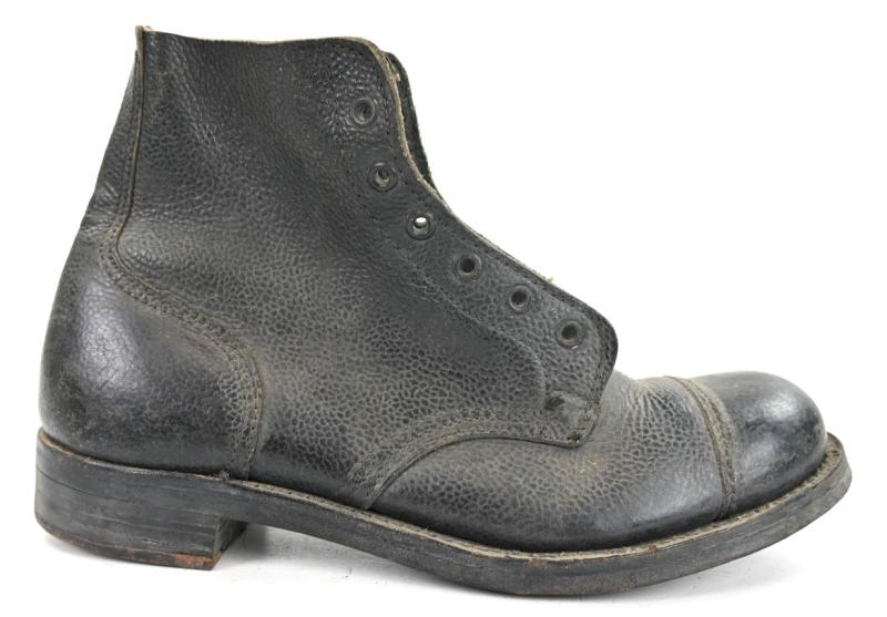 British WW2 Signel Ammo Boot
