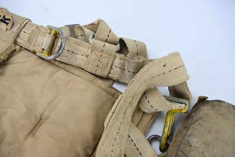 USAAF WW2 Switlik Seat Type Parachute Harness with Seat Cushion