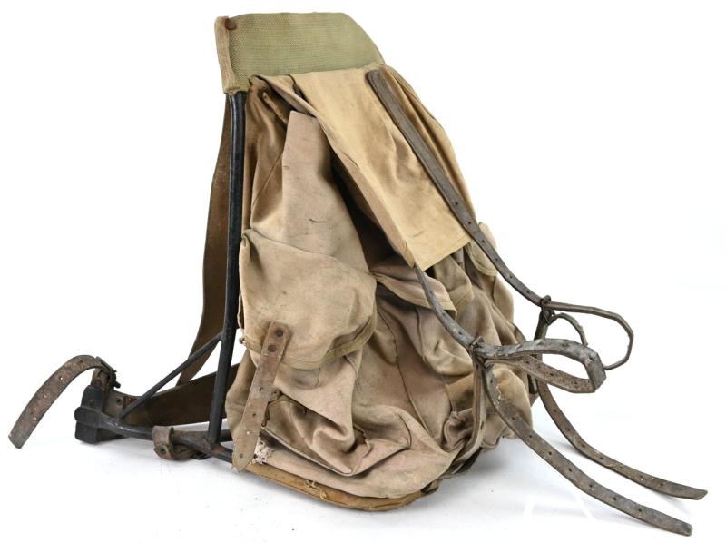 British WW2 Paratrooper Modified Everest Carrier