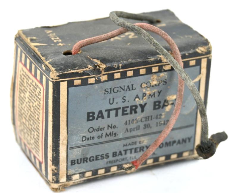 US WW2 Signal Corps Battery B High Voltage