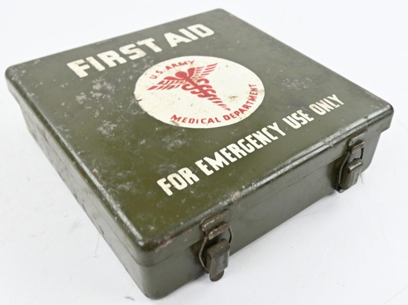 US WW2 Vehicle First Aid Kit