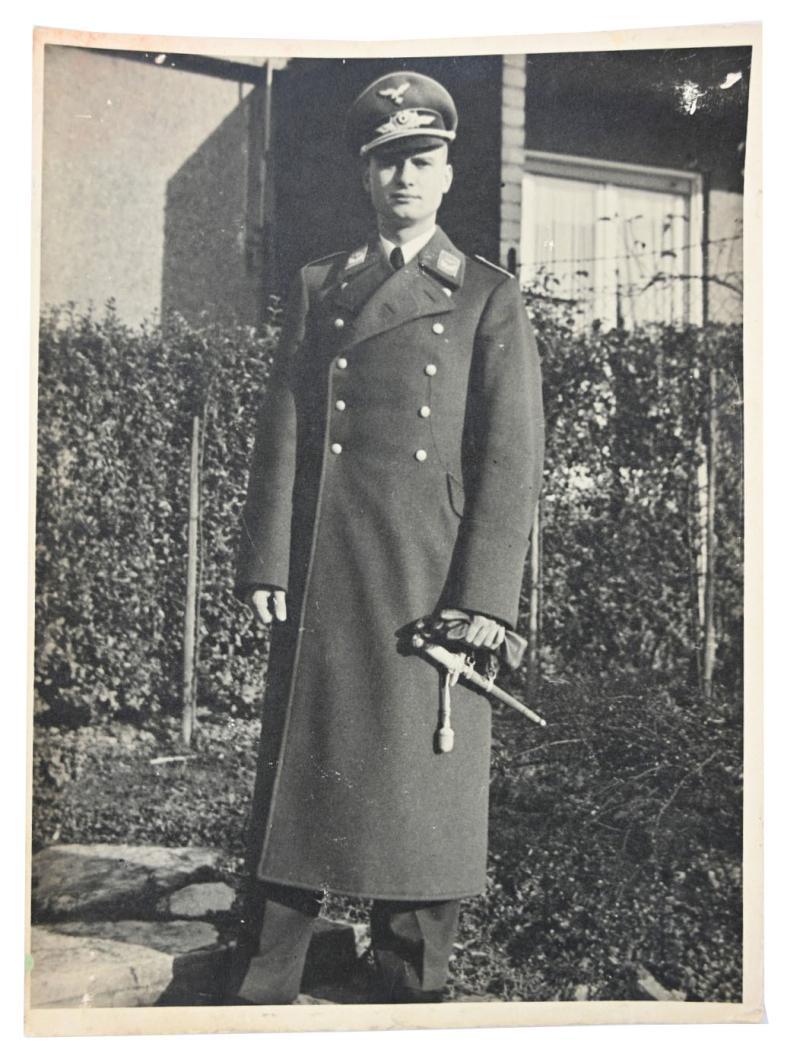 German LW Officer Portrait Picture