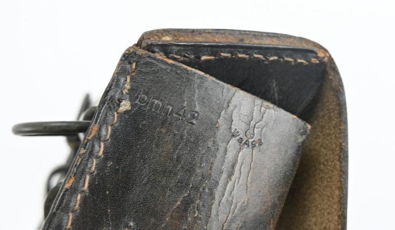German WH Funker / Kradfahrer Pouch BMN 1942