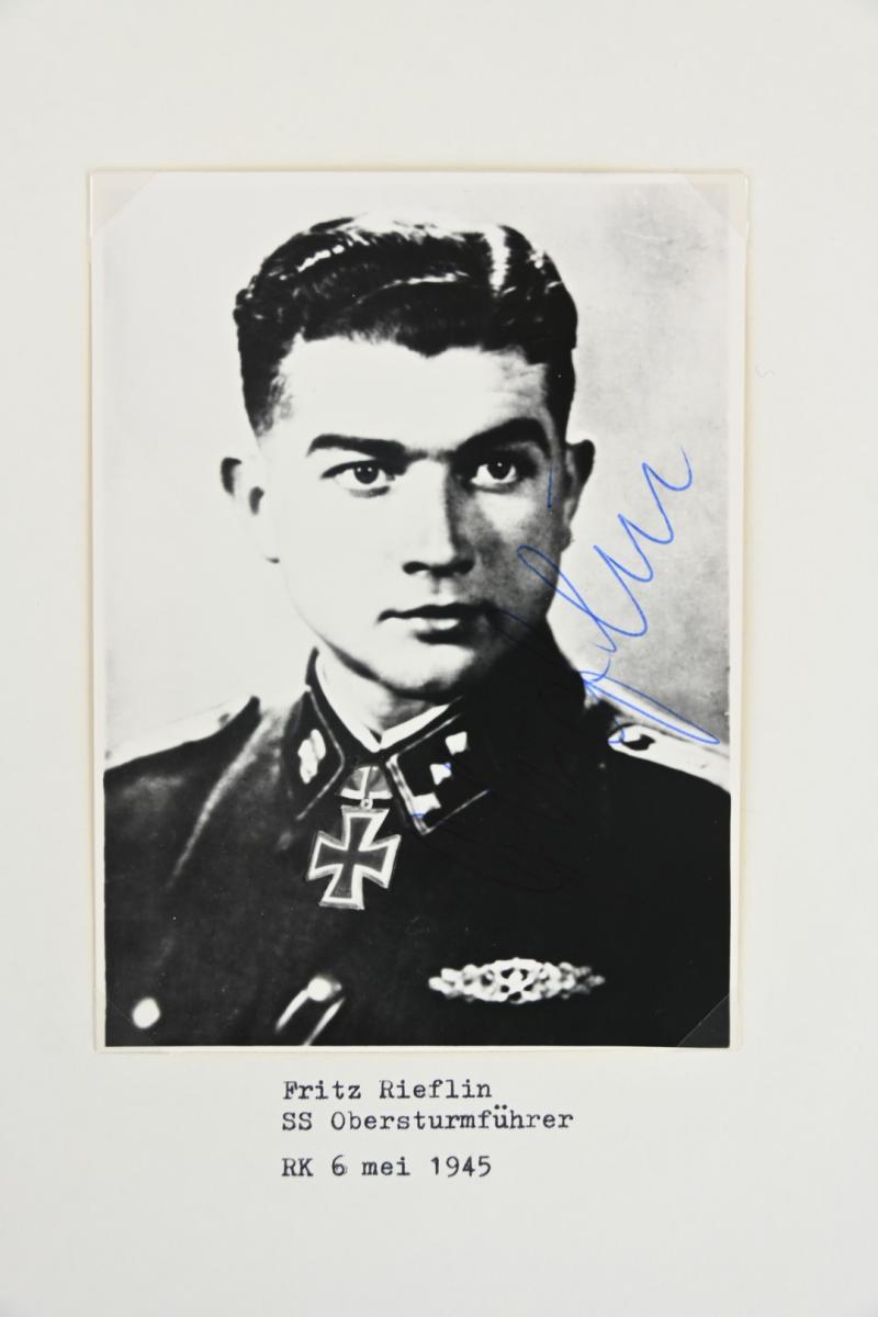 Signature of Waffen-SS Knight's Cross Recipient 'Fritz Rieflin'