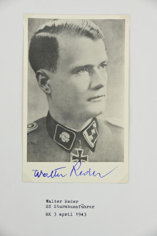Signature of Waffen-SS Knight's Cross Recipient 'Walter Reder'
