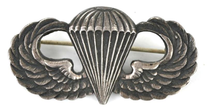 US WW2 paratrooper Jumpwing 'Durocharm N.Y.'