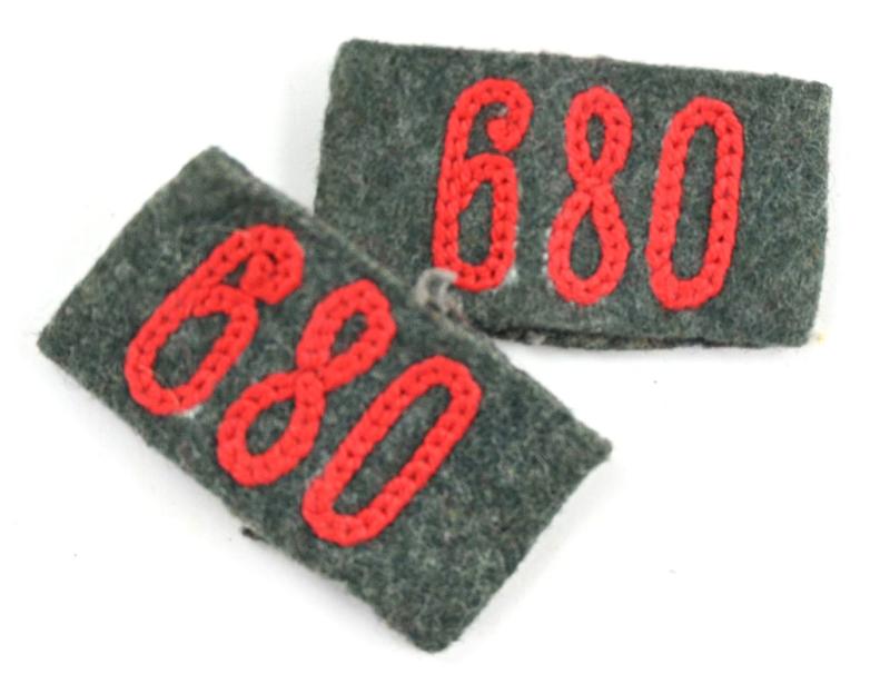 German WH Shoulderboard Slip-ons 'A.R.680'