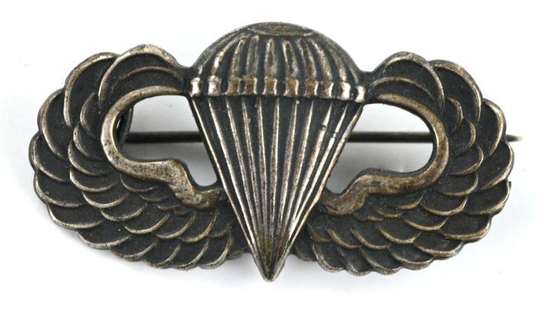 US WW2 Paratrooper Jumpwing British Made