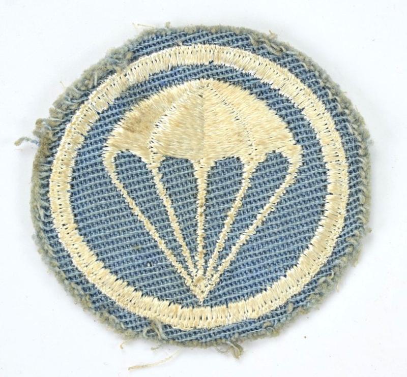 US WW2 Infantry Paratroopers Garrison Cap Badge