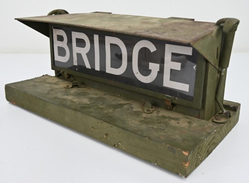 US WW2 Illuminating Electric Sign Box