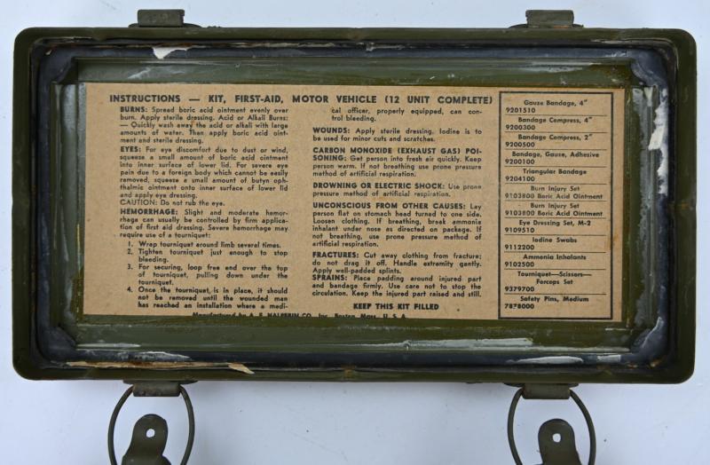 US WW2 Vehicle First Aid Box