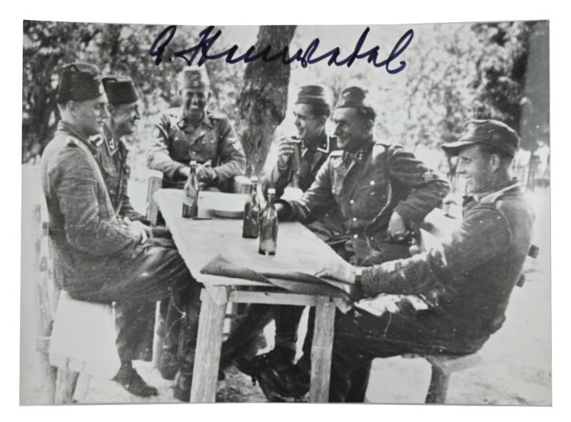 Signature of Waffen-SS Knight's Cross Recipient 'Albert Stenwedel'
