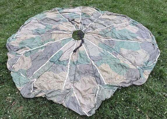 German LW Flare Camo Parachute 10-503 B-1