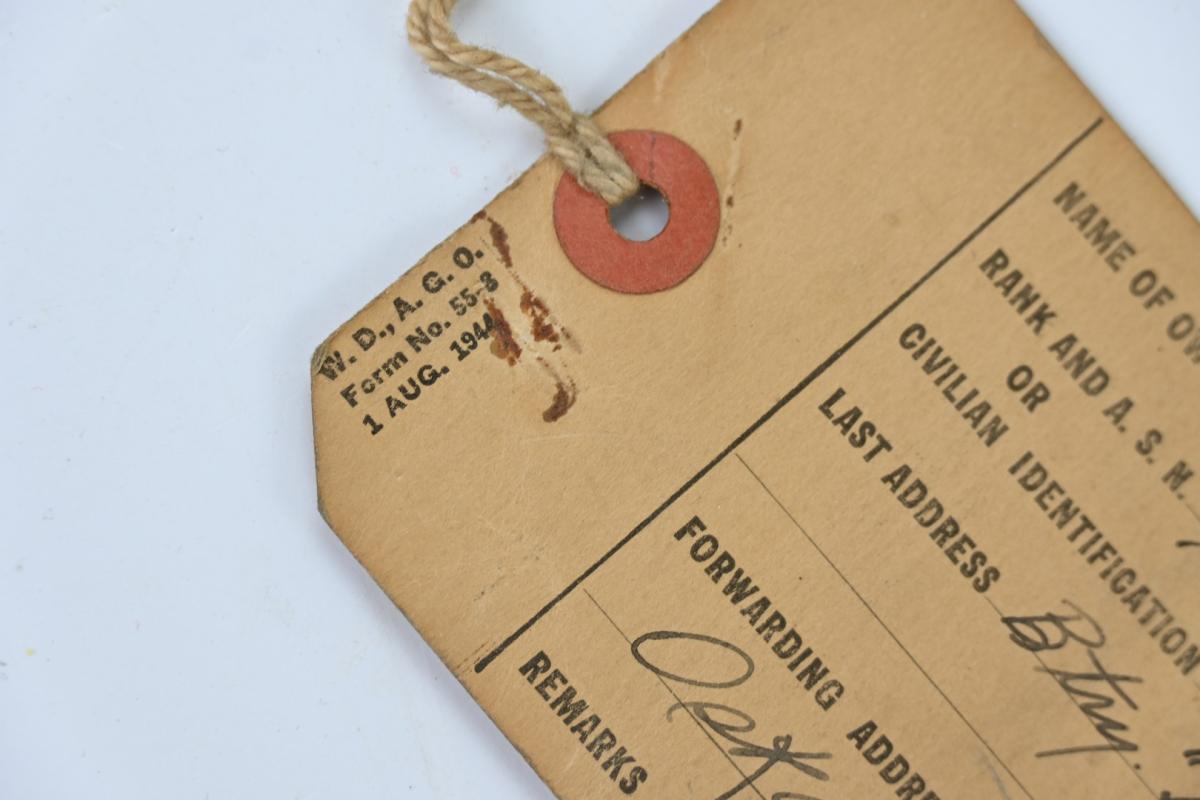 US WW2 Hand Baggage label ''Camp Tophat''
