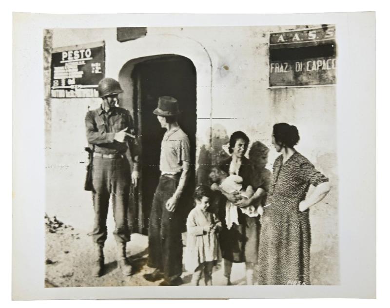 US WW2 Press Photo 'Salerno'