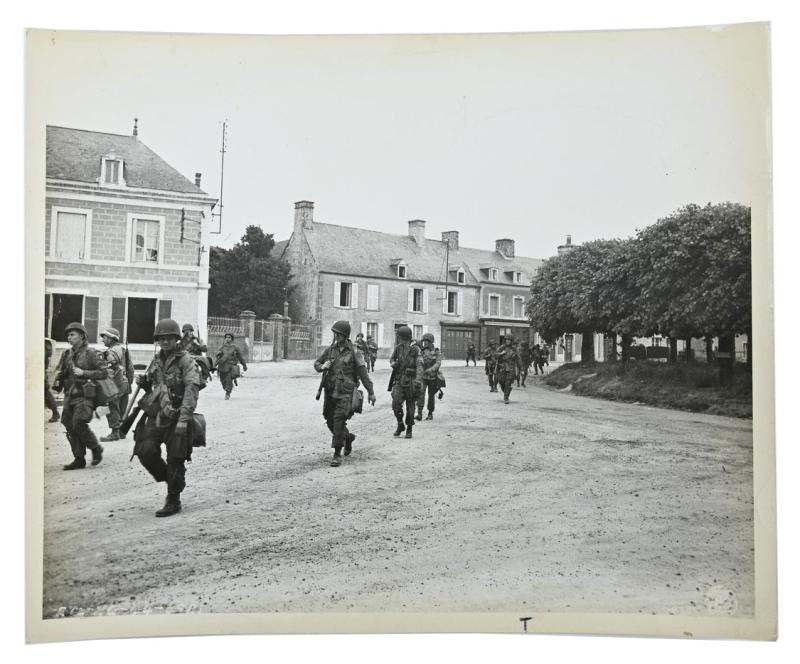 US WW2 82nd Airborne Division Picture 'St. Marie du Mont'